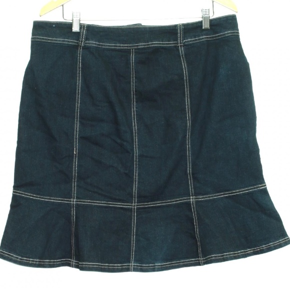 Passport | Plus Denim Flare Skirt - Picture 2 of 3